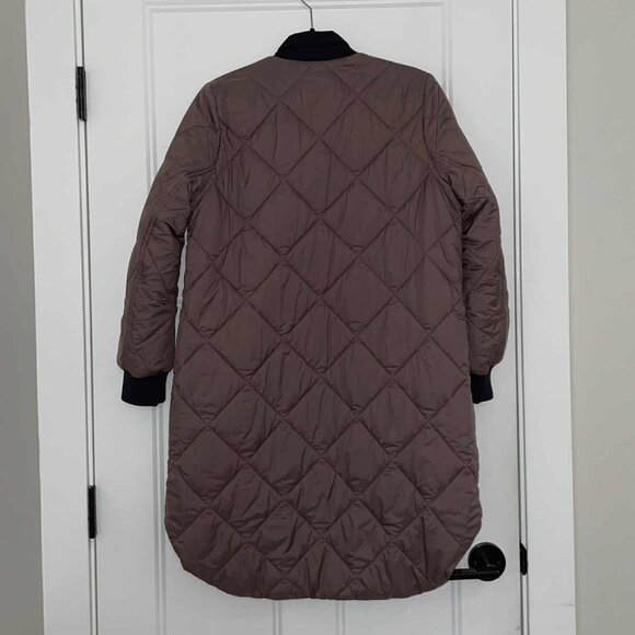 Lululemon Enough Puff Reversible Jacket - Mauve Stone/Black - VEUC - FITS LARGE! - Picture 6 of 14